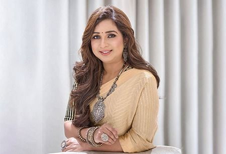 Shreya Ghoshal Buys 21 Cr Santacruz Flat, Third Deal