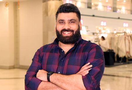 How Malls Use Decor, Gifting & Campaigns to Drive Footfall